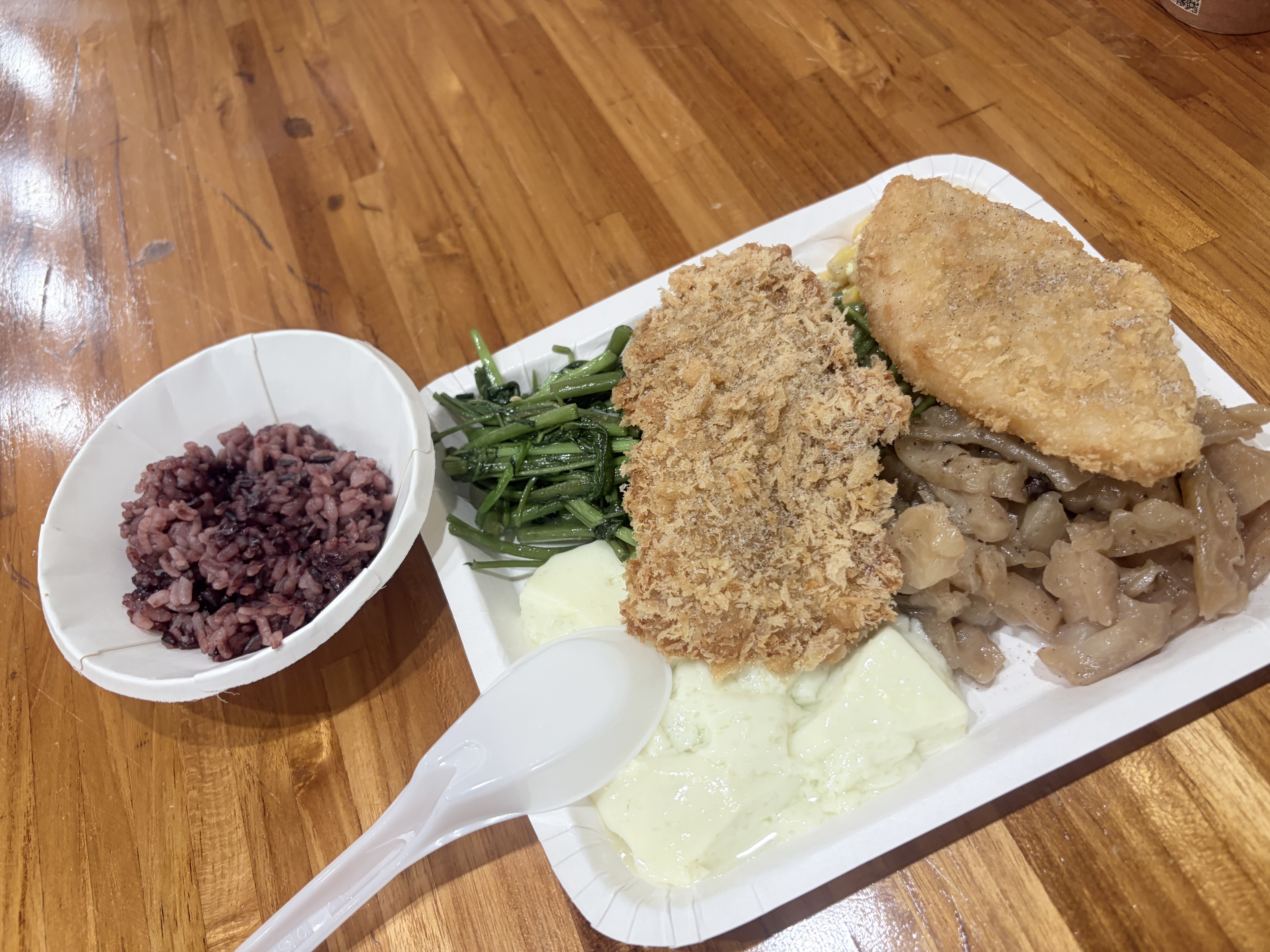 雙主菜自助餐（第 1 張）
